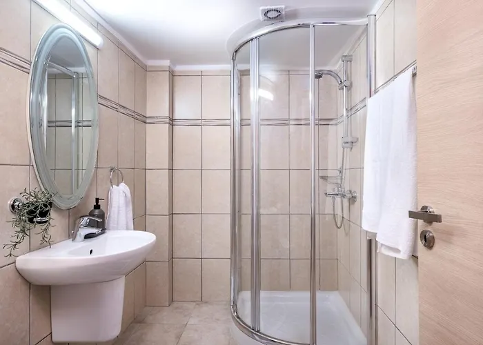 Quattro Beachfront Sea View Ap 206 דירה