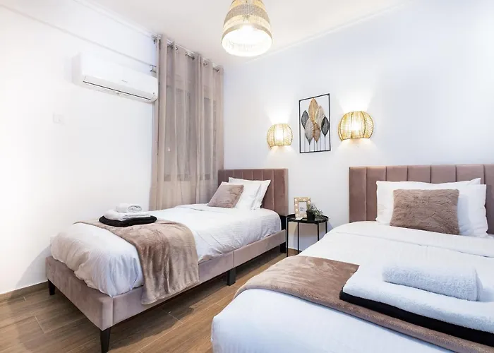 Quattro Beachfront Sea View Ap 206